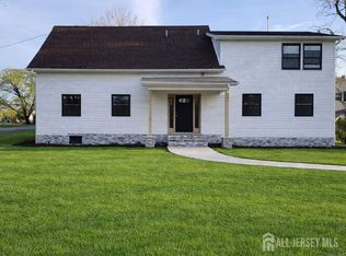77 Greenbrook Rd, Middlesex, NJ 08846