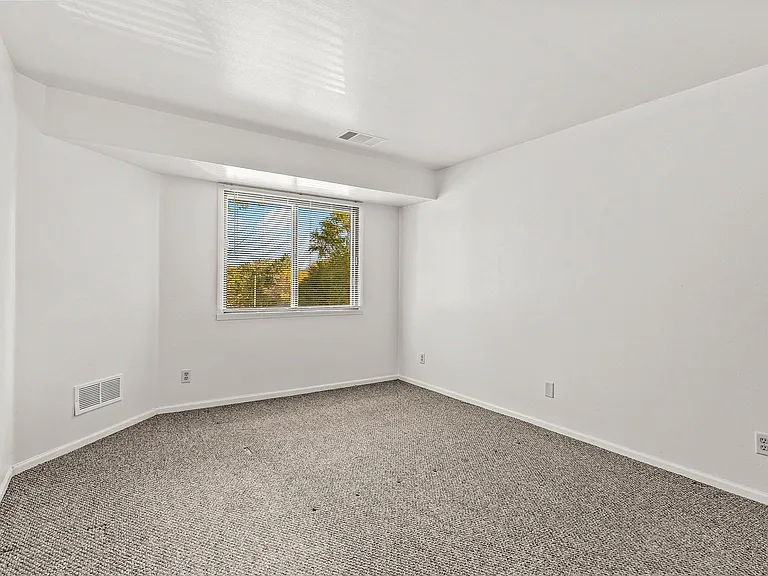 8453 S Chicago Rd — Photo 7