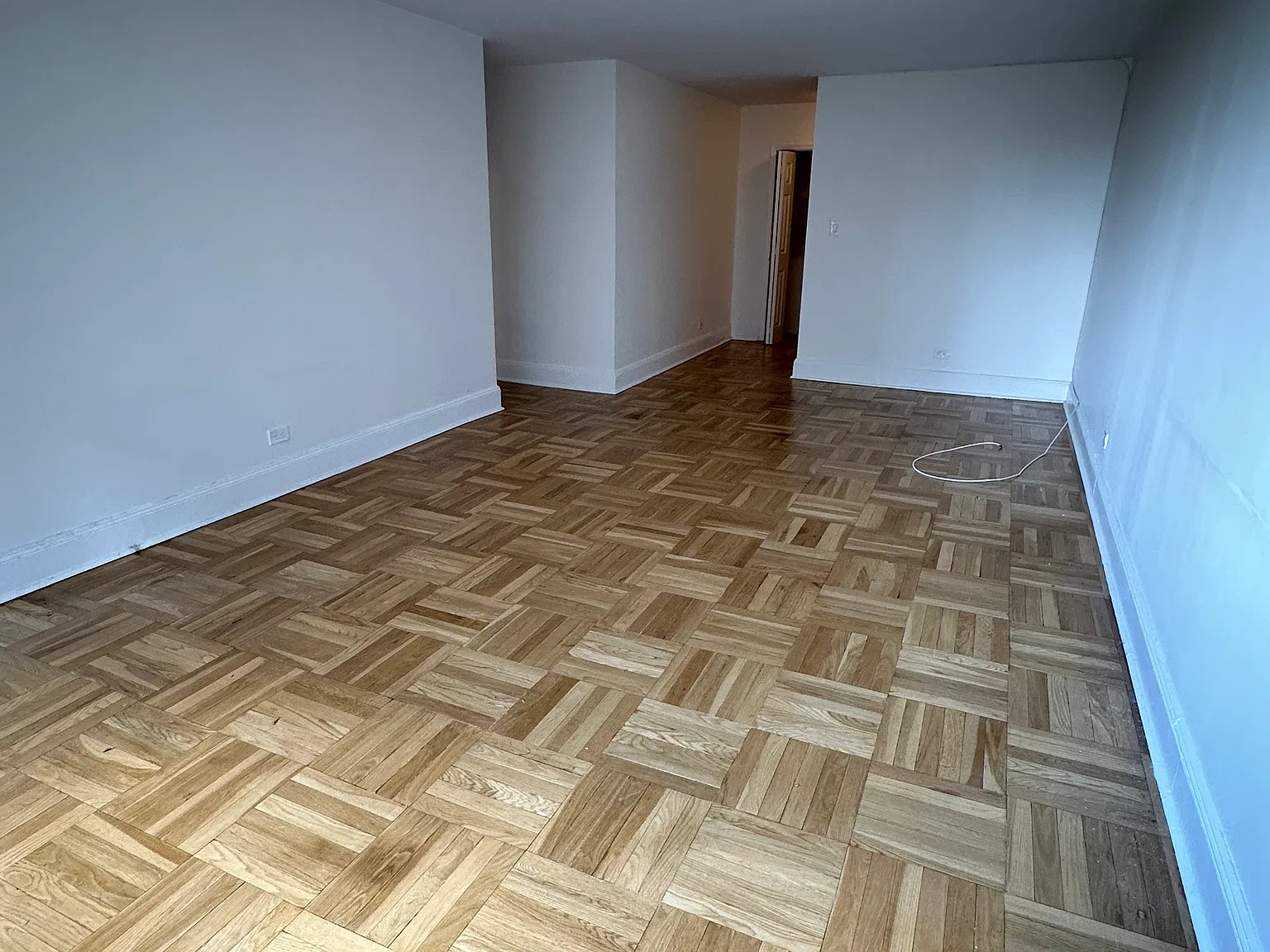 435 East 79th Street — Photo 2