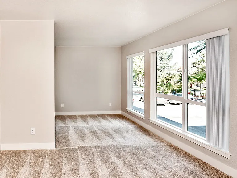 333 Escuela Ave — Photo 22