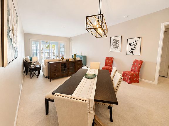 5th image of 35 Harbour Isle Dr W Unit 202
