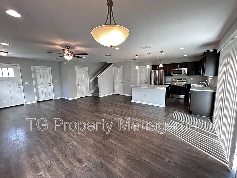 5229 Walkers Ridge Dr — Photo 8