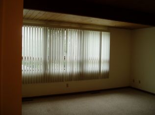 906 S Vine St, Urbana, IL