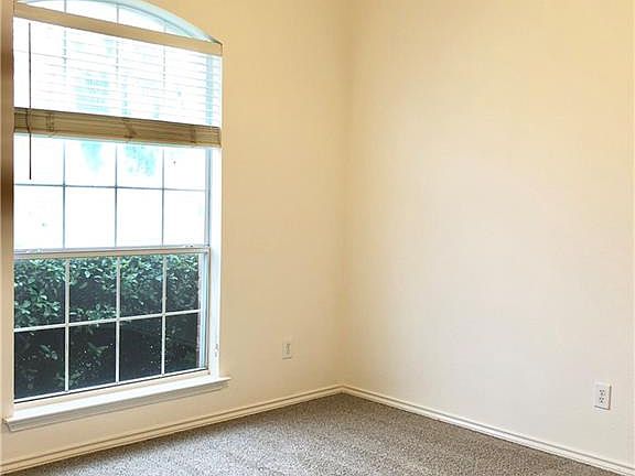 5th image of 2512 Coolwater Dr