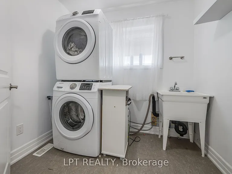 148 Hollybrook Trl S — Photo 42