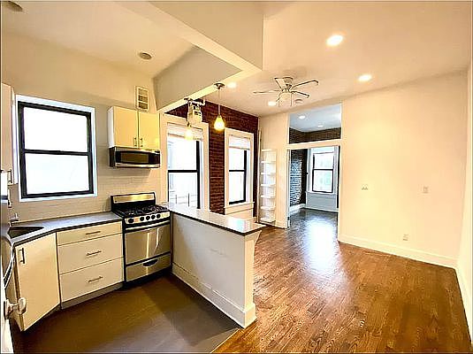 3rd image of 552 W 146th St APT 20