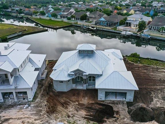 3rd image of 5701 Tybee Island Dr