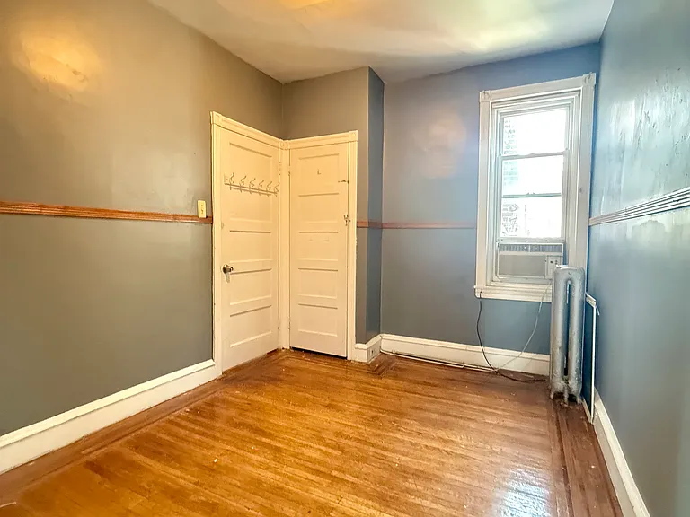4010 N Franklin St — Photo 14