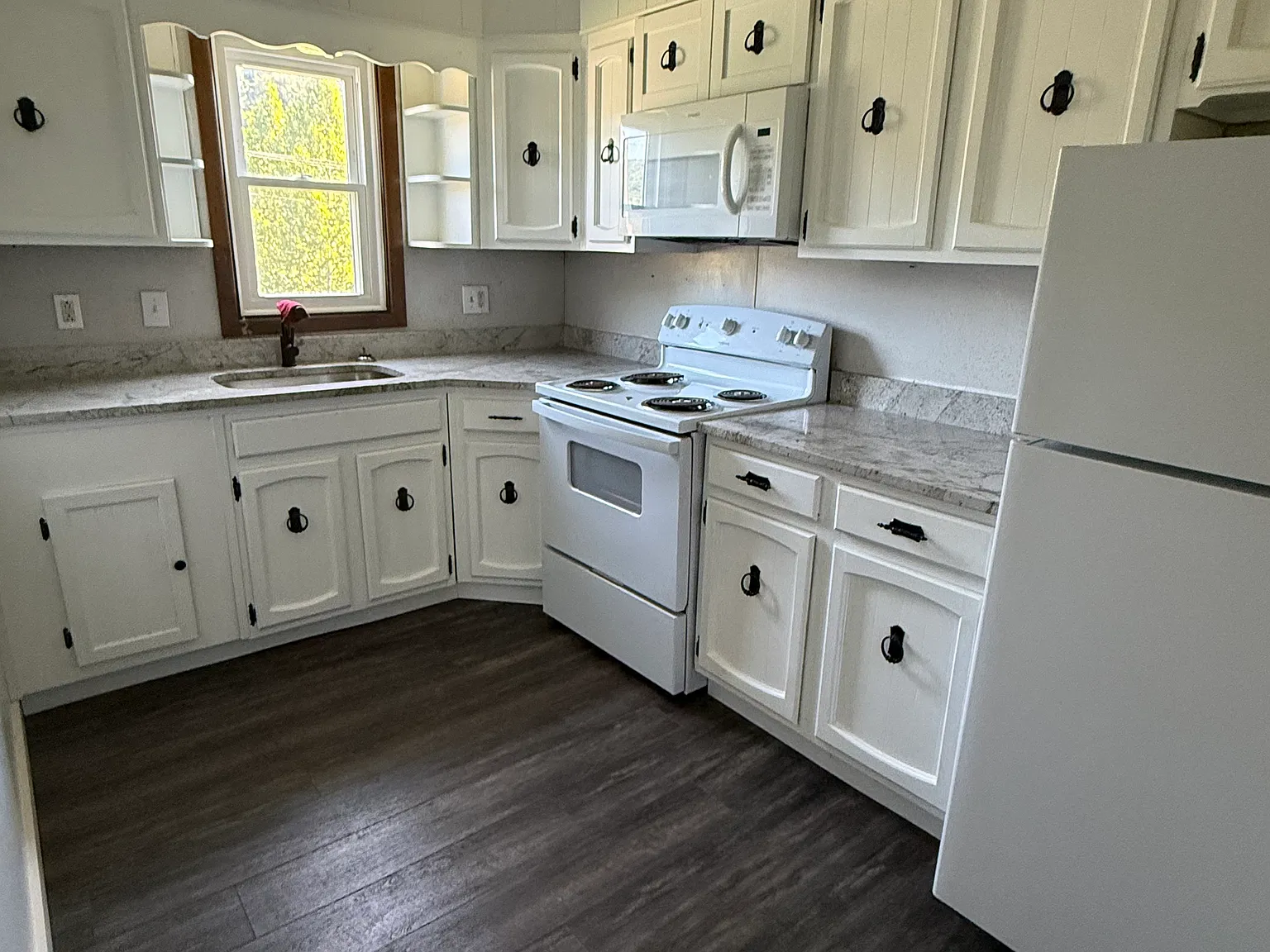 2 bed, $950 — Photo 4