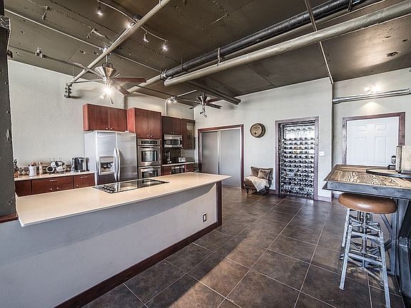 5th image of 48 W 300 S APT 2605N