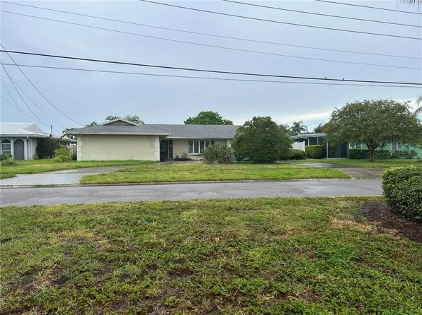 475 Island Way, Clearwater, FL 33767