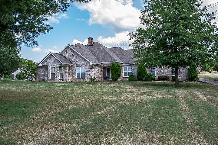1st image of 117 Lou Dr SE