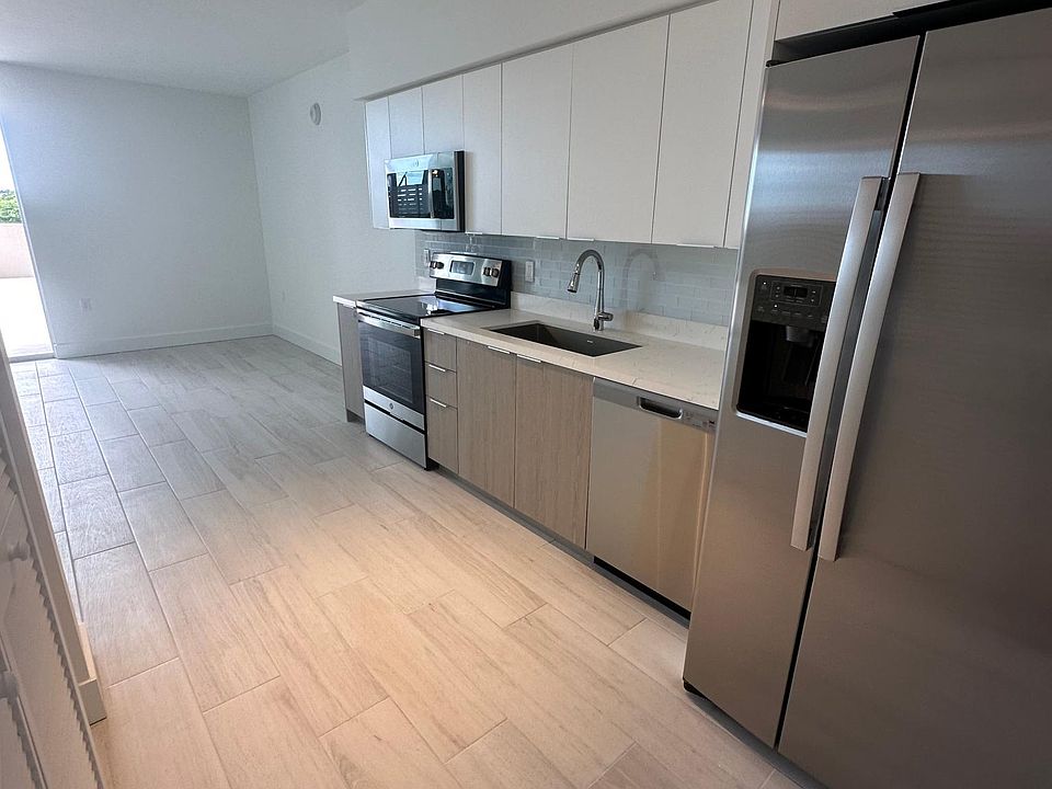 1st image of 602 E Dania Bch #316