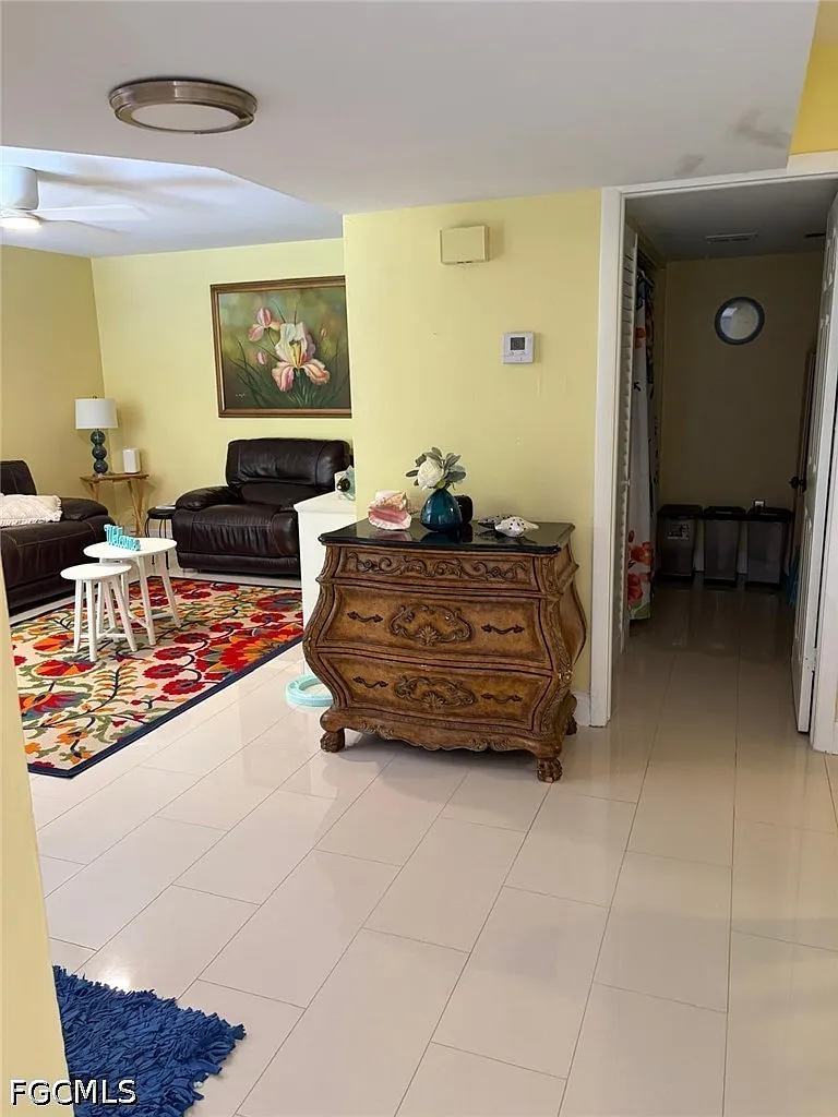 3 bed, 2.5 bath, 1783 sqft, $2,000 — Photo 4