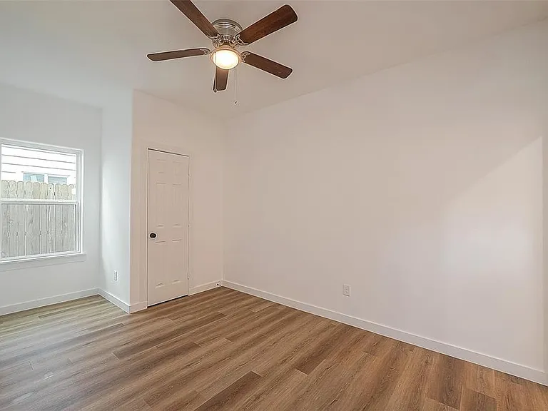 8212 Sparta St — Photo 21
