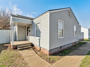 320 E Grumman Dr, Midwest City, OK 73110