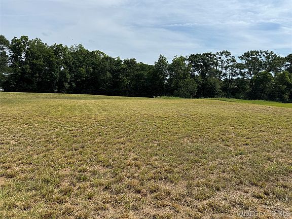 5th image of 2298 County Road 712 Cir