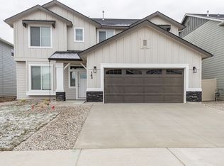 145 S Iceberg Lake Ave, Meridian, ID 83642