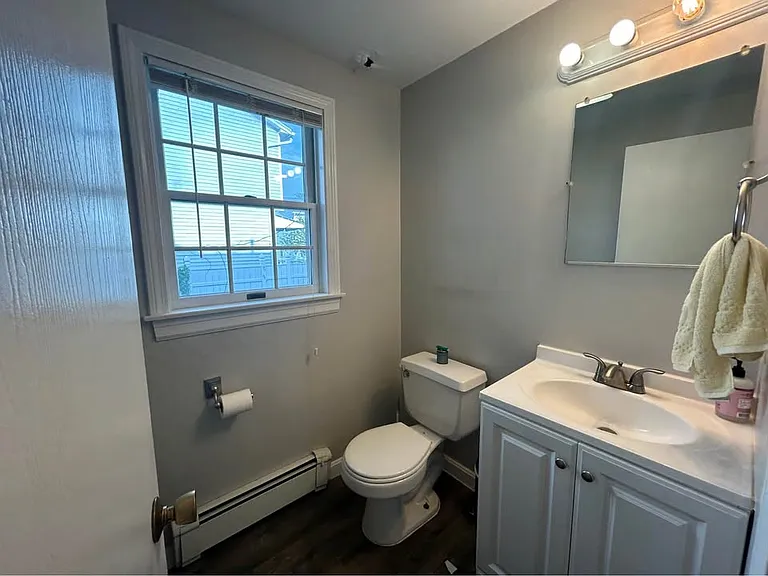31 Myrtle St — Photo 9