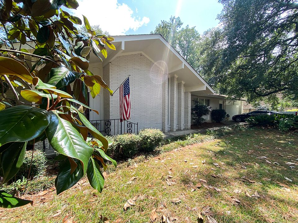 1st image of 608 Woodland Hills Dr