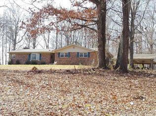 270 Old Barn Trl, Stoneville, NC 27048