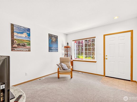 5th image of 4223 147th Street SW