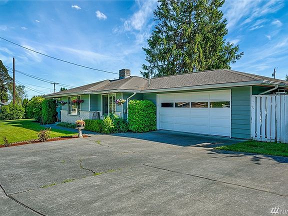3rd image of 5843 Birch Dr