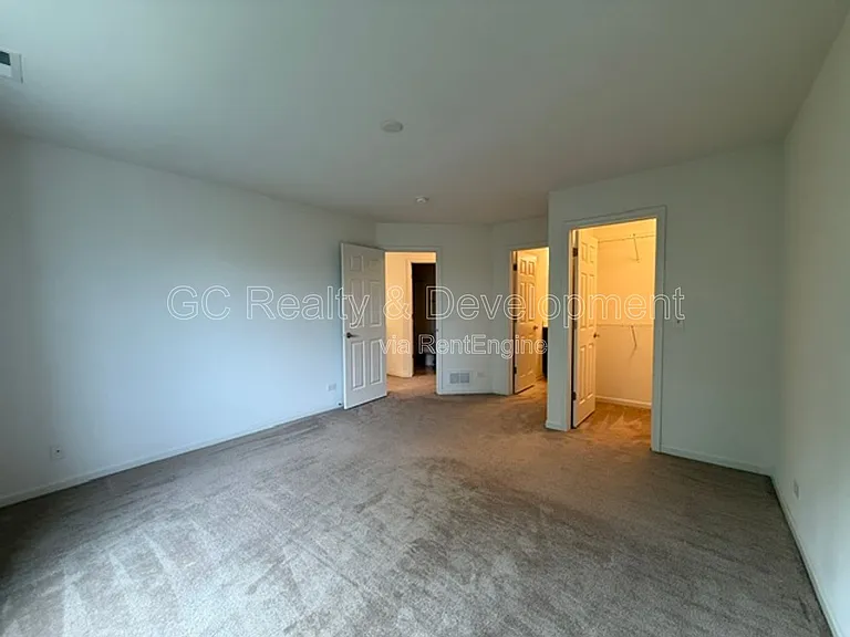 3398 Cameron Dr — Photo 9
