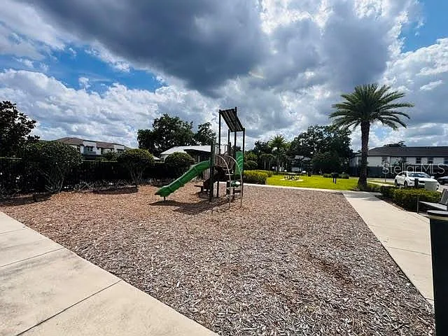 2233 Shadowland Loop — Photo 41