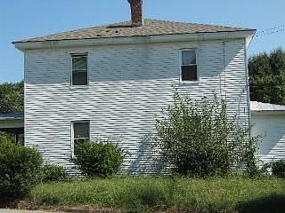 1st image of 213 W 2nd St