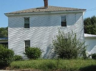 213 W 2nd St, Chase City, VA 23970