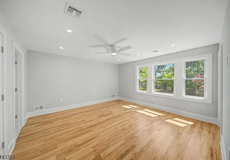 13 Rockaway Ave — Photo 14