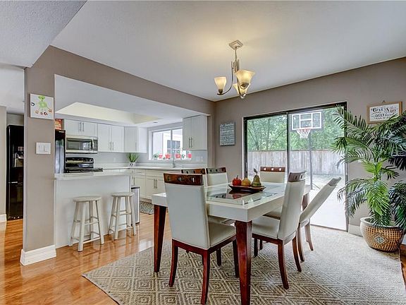 5th image of 5108 Whiteway Dr