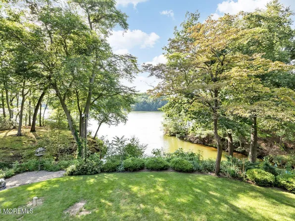 307 Lakeside Avenue, Colts Neck, NJ 07722