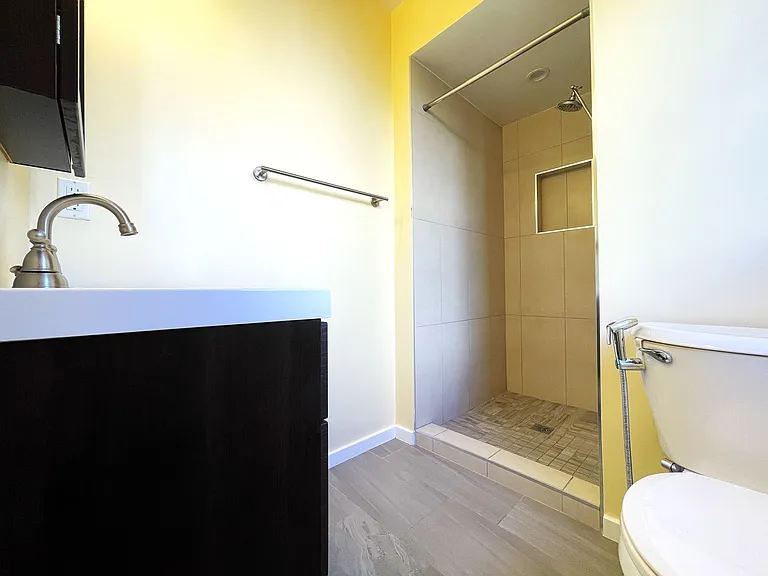 8109 Brimfield Ave — Photo 7