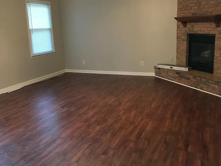 20 Live Oak Pl — Photo 8