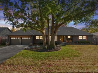 5849 S Irvington Ave, Tulsa, OK 74135