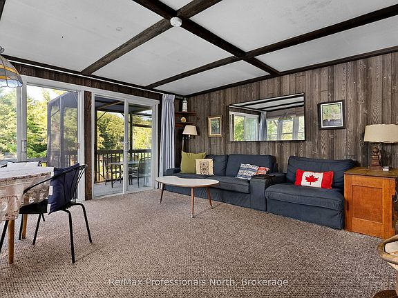5th image of 1118 Tomingas Rd
