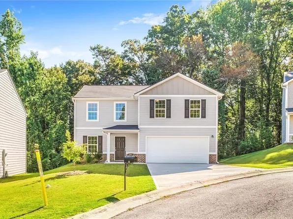 202 Duck Walk Way, Hogansville, GA 30230