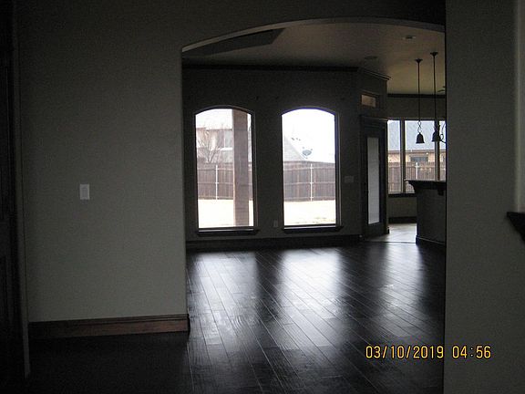 5th image of 4005 NE Mossy Oak Dr