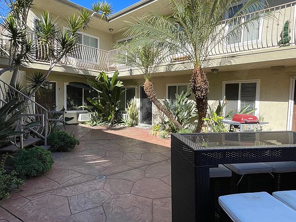 Courtyard and condo location