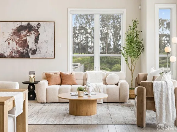 2 Summit Way, San Francisco, CA 94132