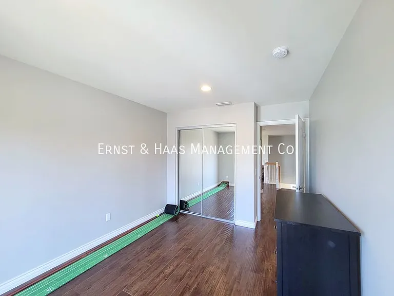 15616 Firmona Ave — Photo 32
