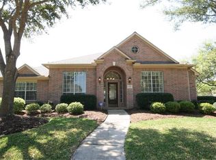 1902 Hollys Way, Sugar Land, TX 77479