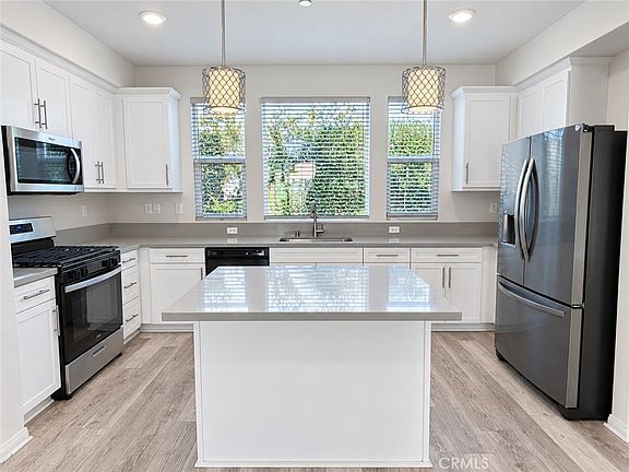 5th image of 15 Gazania Ln