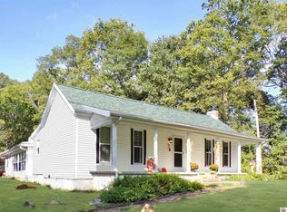 10926 Rockcastle Rd, Eddyville, KY 42038