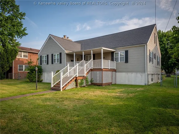 808 5th Ave, Saint Albans, WV 25177