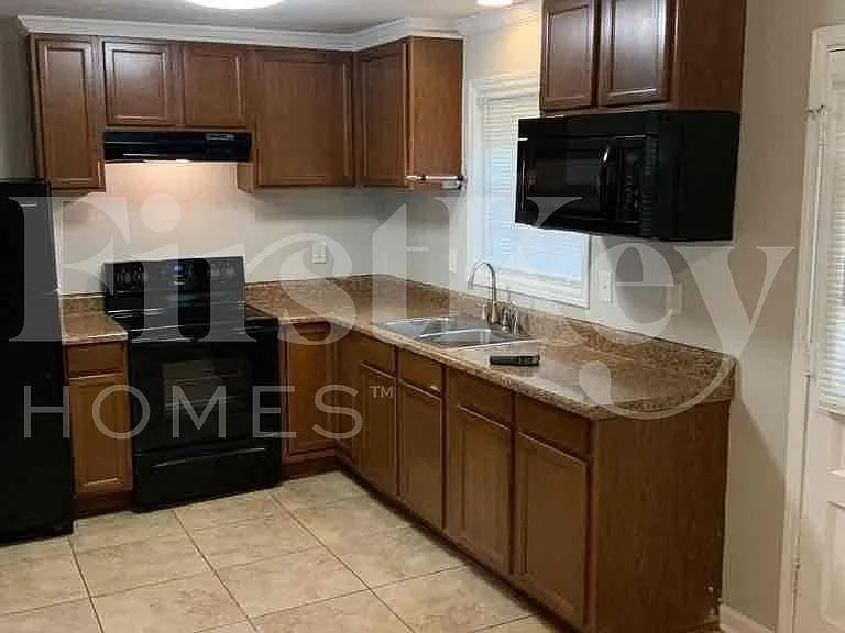 6620 Leisure Trl — Photo 5