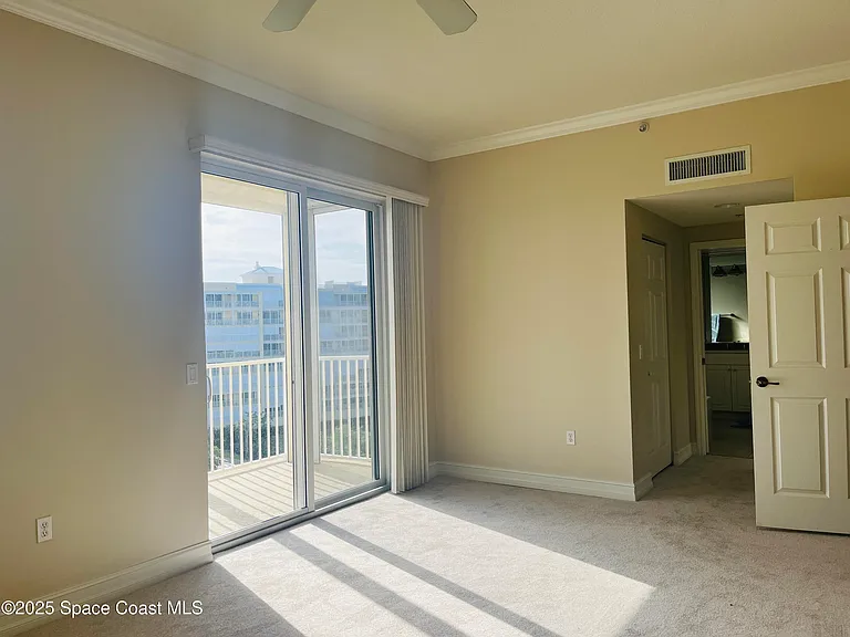 490 Sail Ln #605 — Photo 7