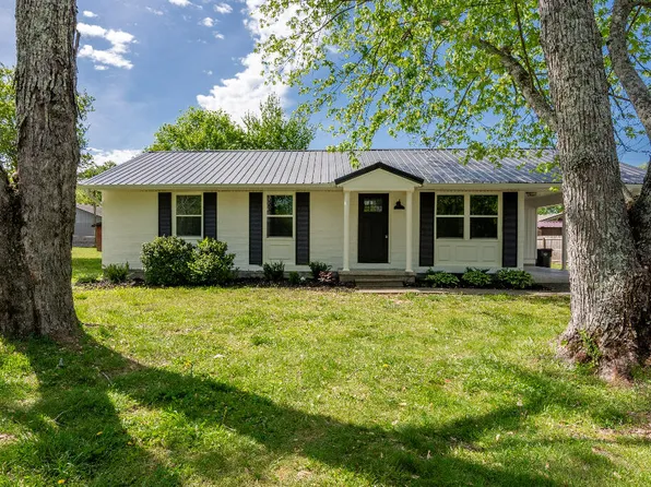 122 Pledger St, La Fayette, GA 30728